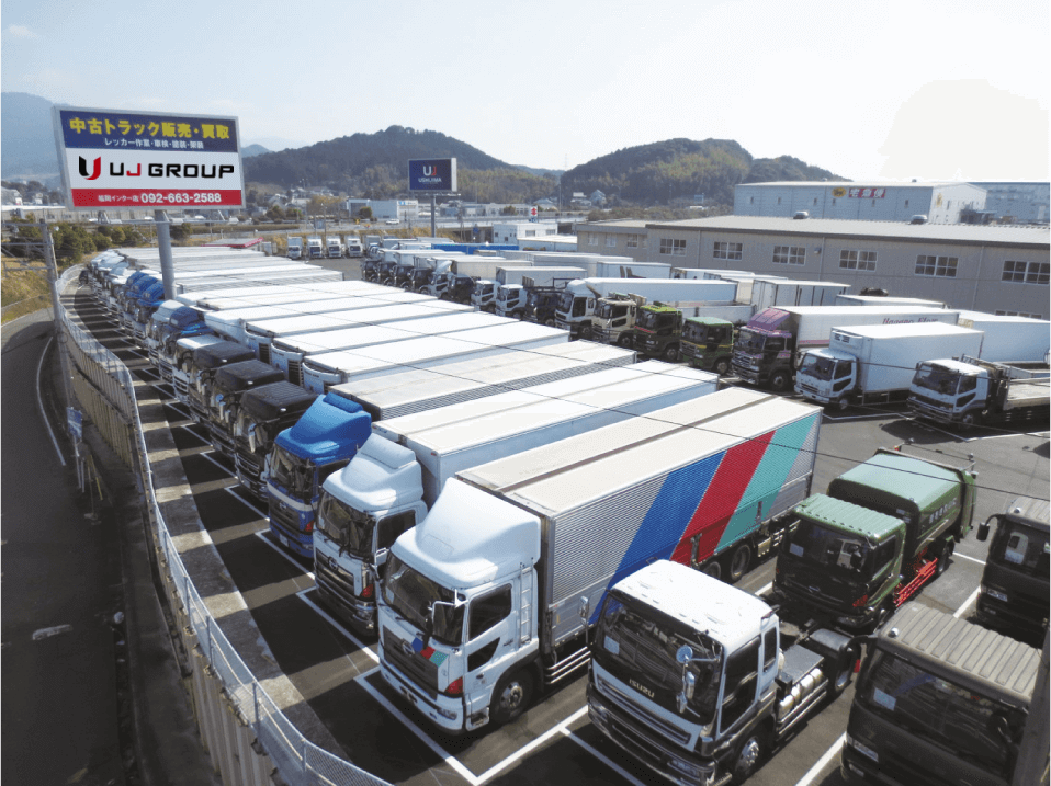 写真:牛島自動車外観